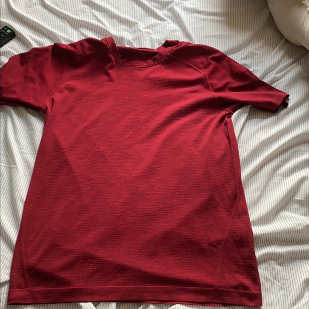 LuLu Lemon’s Small men’s Red T-Shirt